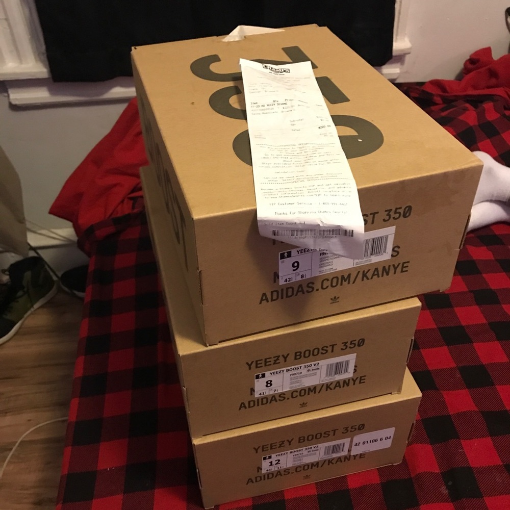 Yeezy boost (seasame)